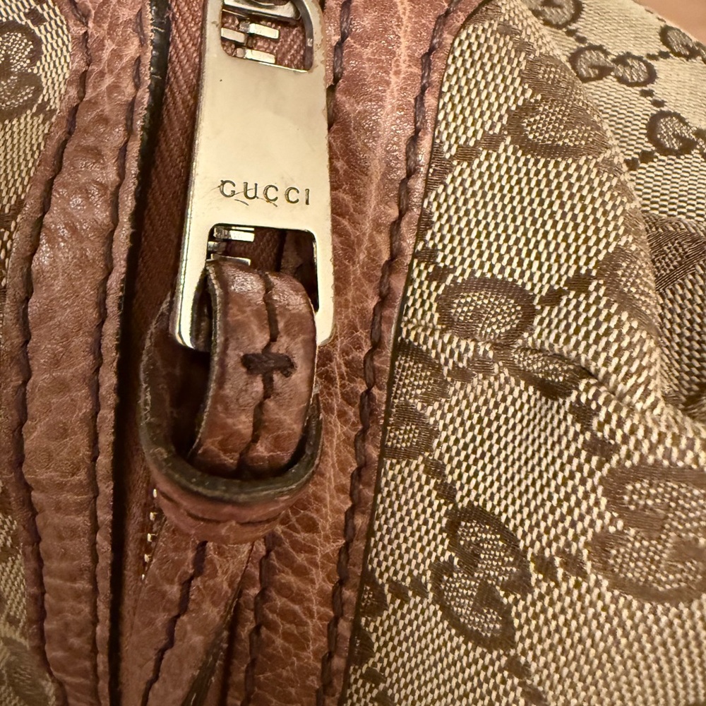 Gucci Brown Monogram Hobo Bag - Picture 4 of 13